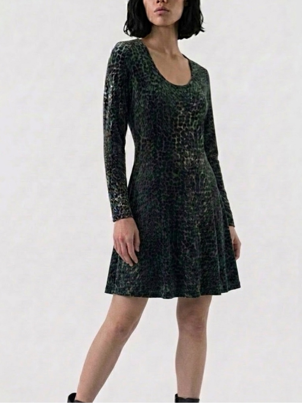 Karen Kane Long-Sleeve Green Leopard Print Scoop Neck Swing Dress Fall Vibes
